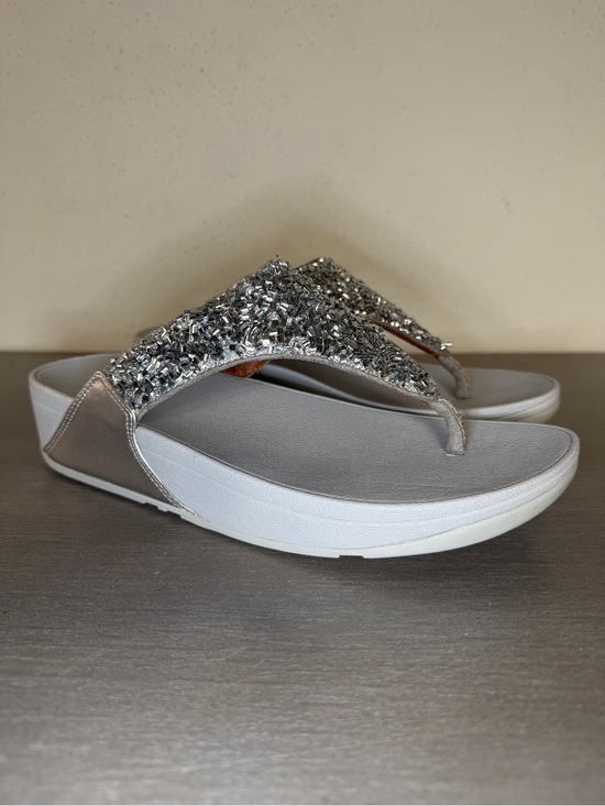 Fitflop Shoes - FitFlop Fleur Silver/Pewter Flower Comfort Wedge Flip Flop Thong Sandals US 8
